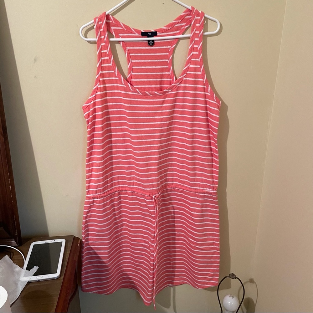 GAP | Pink dress w/ white stripes